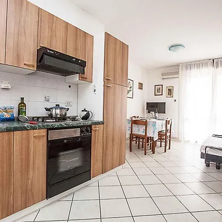 In 25066 Rosolina Mare