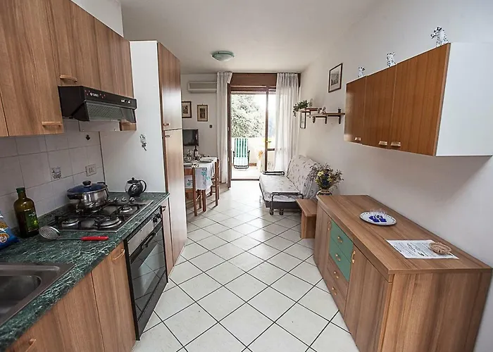 In 25066 Apartment *