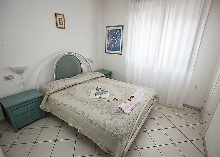 In 25066 Apartment